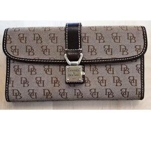 Dooney & Bourke Lock & Key Brown Canvas & Leather Monogram Wallet Billfold